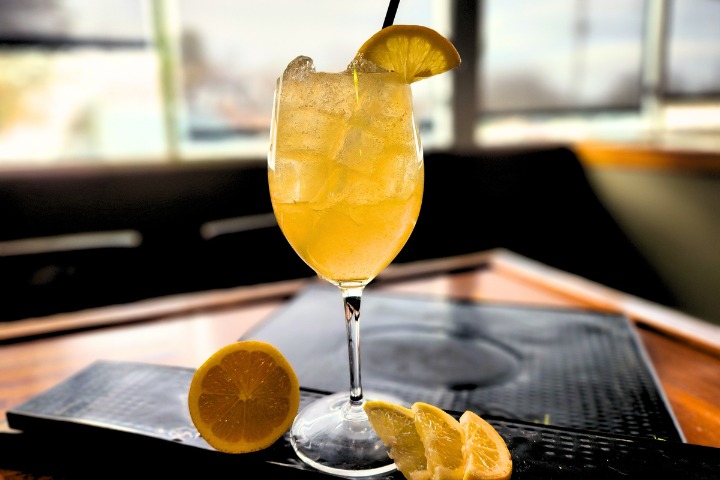 Lemon Meringue Spritz